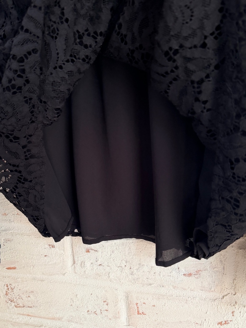 Ann Taylor Factory Black Floral Lace Overlay Blouse Sheer Sleeves XL Elegant Top - Picture 4 of 9
